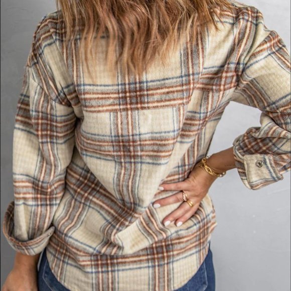 *NEW* Plaid Half Zip Pullover - Picture 3 of 11